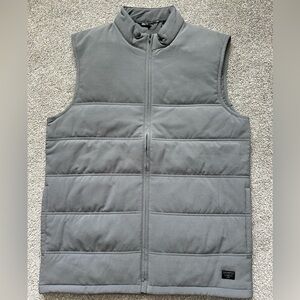 Travis Mathew Men's Gray Vest